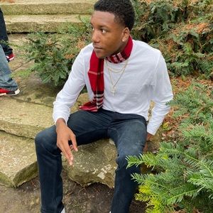 Meet your Posher, Gabriel